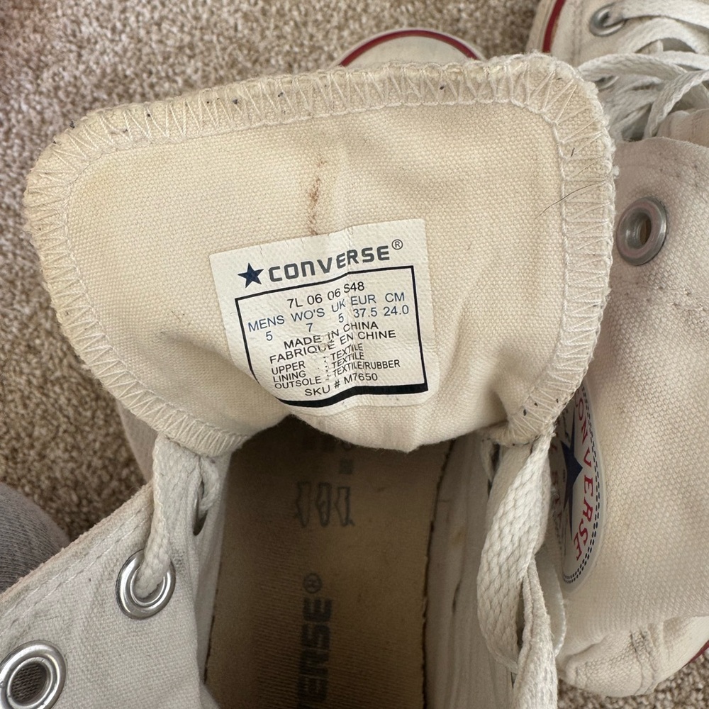 Converse High-Top Sneakers - Cream and Red - Picture 4 of 4
